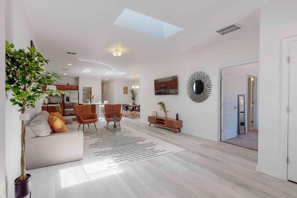 Modern Home 3Br Next To Airport, Netflix, Casino แอลบูเคอร์คี ภายนอก รูปภาพ