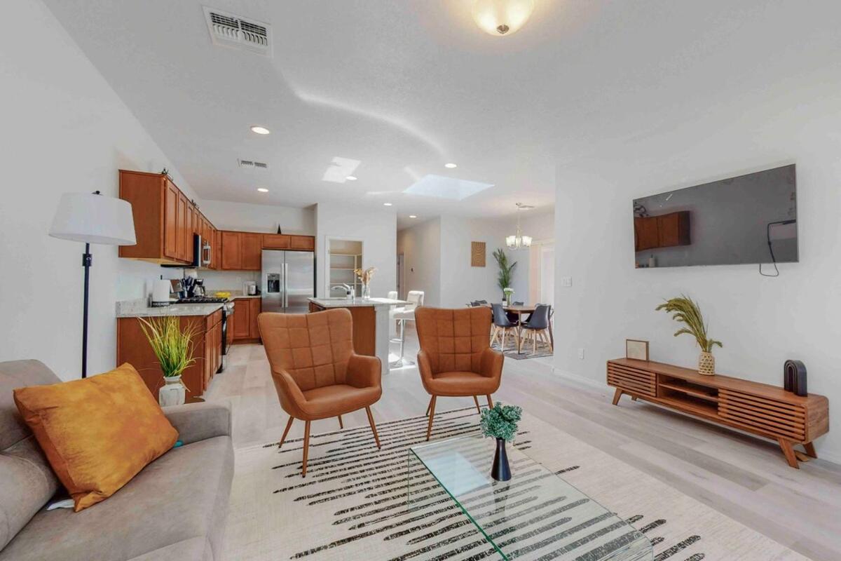 Modern Home 3Br Next To Airport, Netflix, Casino แอลบูเคอร์คี ภายนอก รูปภาพ
