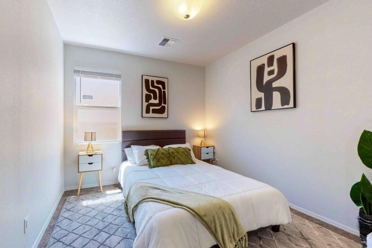 Modern Home 3Br Next To Airport, Netflix, Casino แอลบูเคอร์คี ภายนอก รูปภาพ